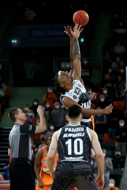 2的比分被 2的比分被