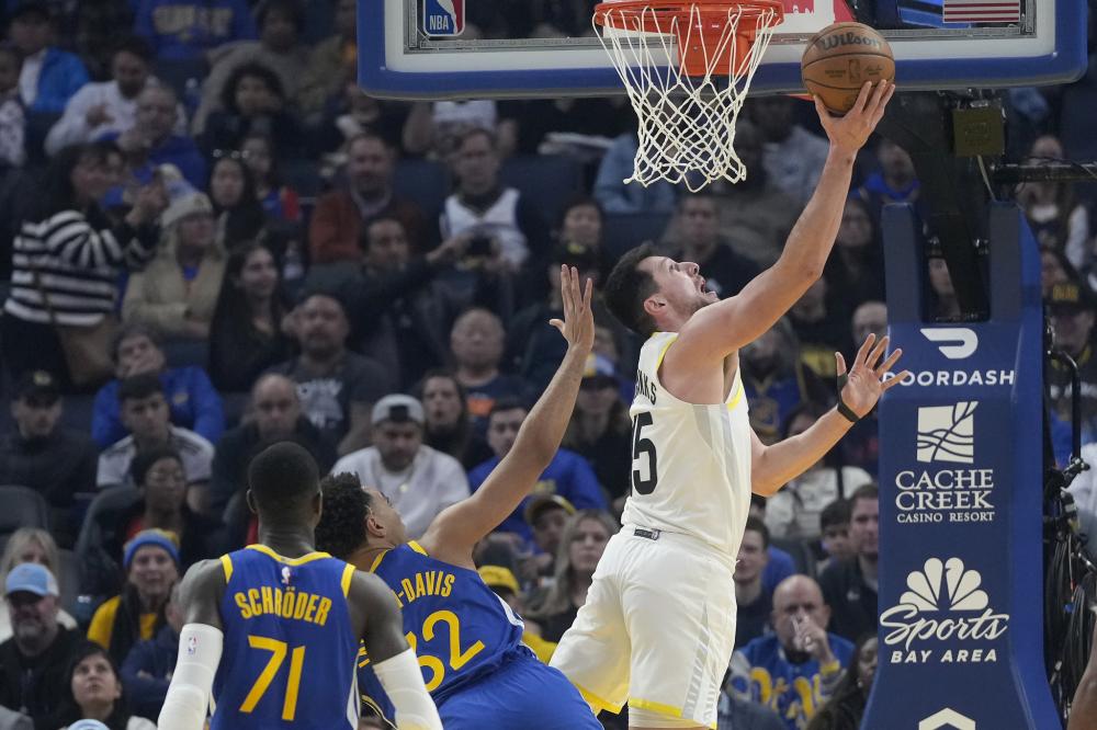 似乎毫不受 似乎毫不受